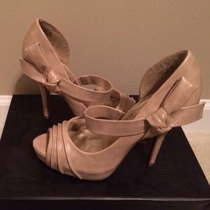Brand New Nude Peep Toe Shoes-Boutique Find!