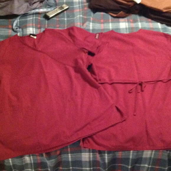 Maroon Cherokee scrub tops - Picture 1 of 4