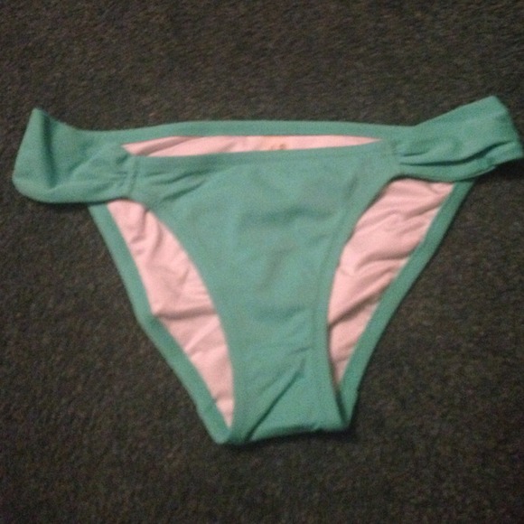 Swimsuit bottom
