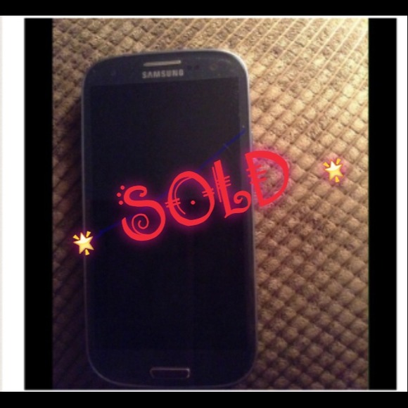 Samsung Galaxy S3 ✨SOLD ✨