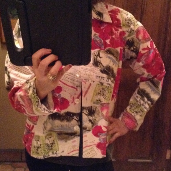 Fun jacket with beautiful colors like new