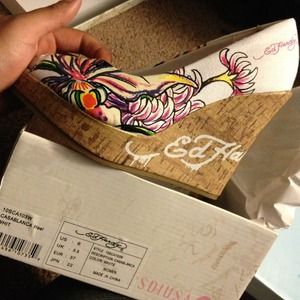 Ed hardy wedges size 6