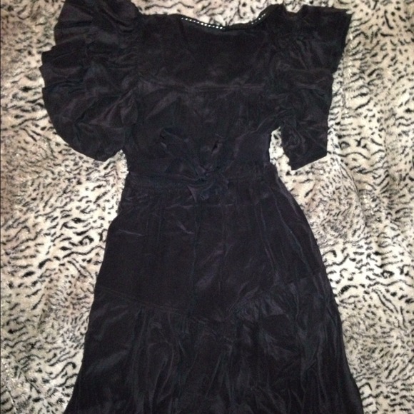 100% silk dress by Marciano💕 🚫 trades🌸! - Picture 2 of 2