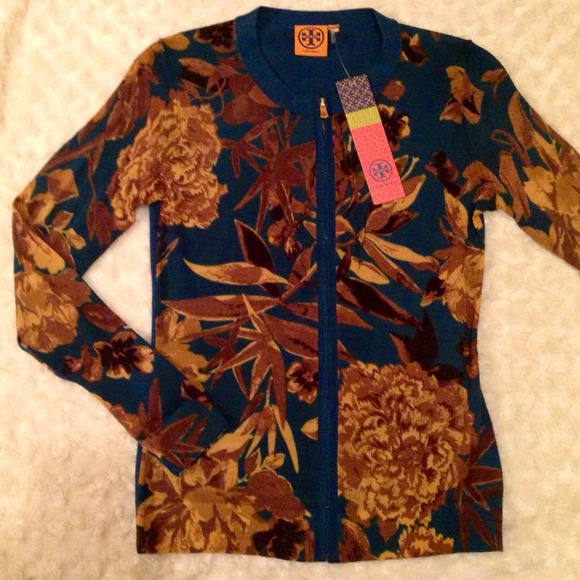 SOLD - Picture 2 of 3