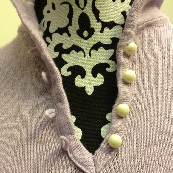 🙅🏾♂️SOLD-Lavender fitted knit top - Picture 2 of 2