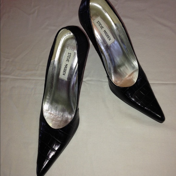 Steve Madden pumps