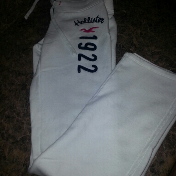 Hollister sweats