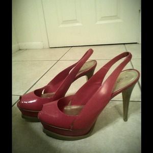 Bebe zahara red peep toe heels new no box 10
