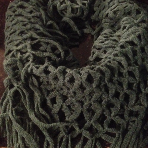 Infinity scarf - Picture 2 of 2