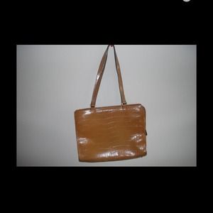 PREOWNED Leather Alexandra Da VInci handbag