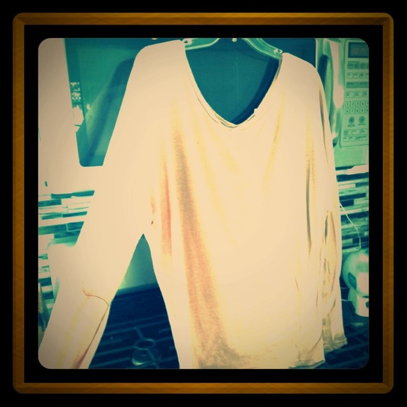 Slouchy peach colored tee 💗💗💗💗