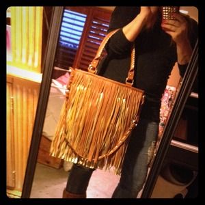 Brand New STEVE MADDEN hobo fringe bag!