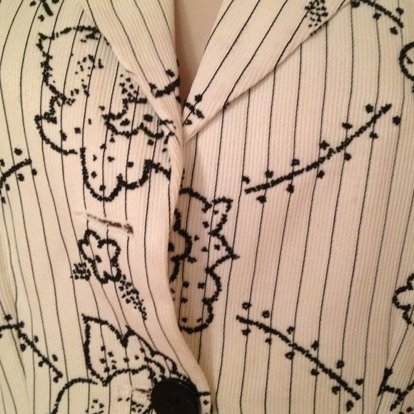 Suit jacket - Picture 2 of 3