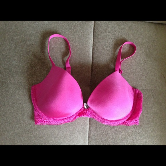 Calvin Klein 32D hot pink bra