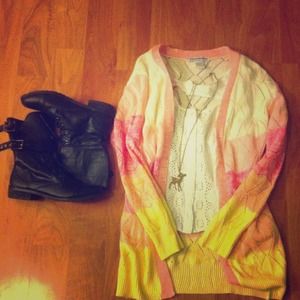 Pink.yellow cardigan💕🔸▫️