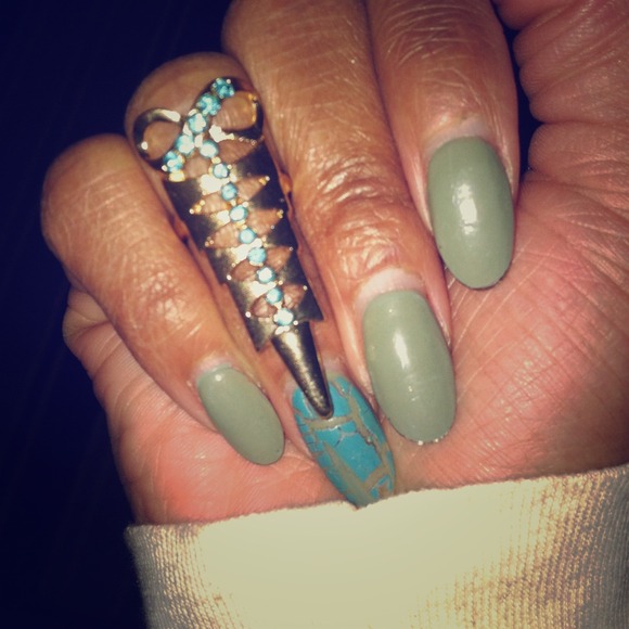 🎀FREE GIFT ITEM!🎀Gold tone&turquoise Bow Ring