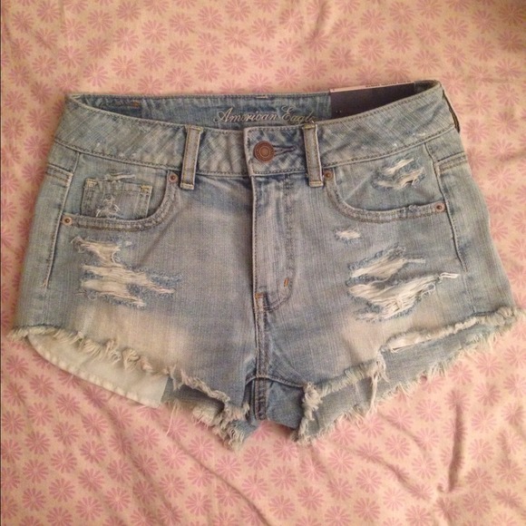 ❌❌SOLD❌❌American Eagle high waisted distressed
