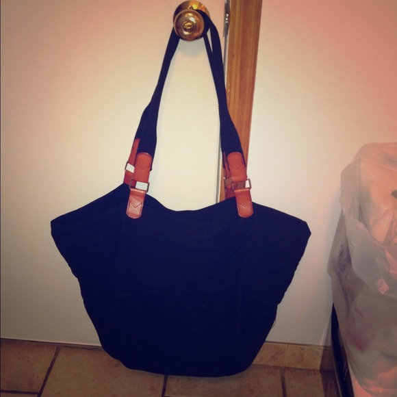 🚫SOLD🚫 carry all bag. AmericanApparel