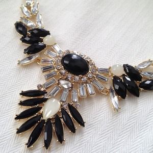 Jewelry - ๐HOST PICK๐Acrylic Statement Necklace Set Jewelry - ๐HOST PICK๐Acrylic Statement Necklace Set