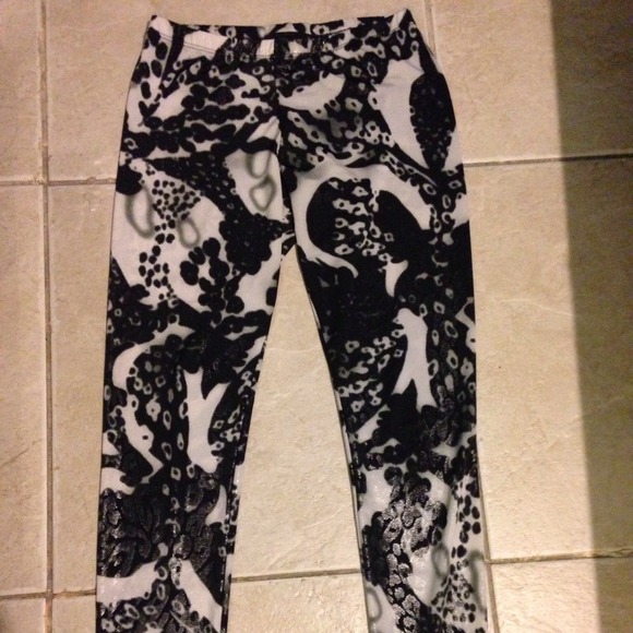 🔴REDUCED🔴 Printed Leggings