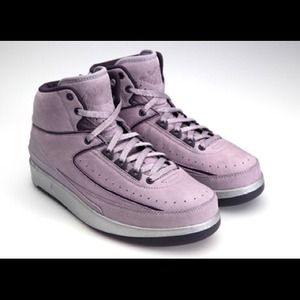 Air Jordan 2s