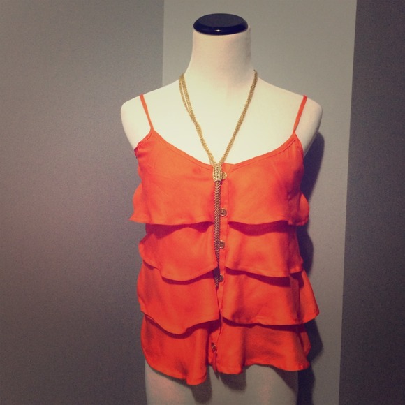 ❌❌SOLD❌❌Blouse small or XS orange