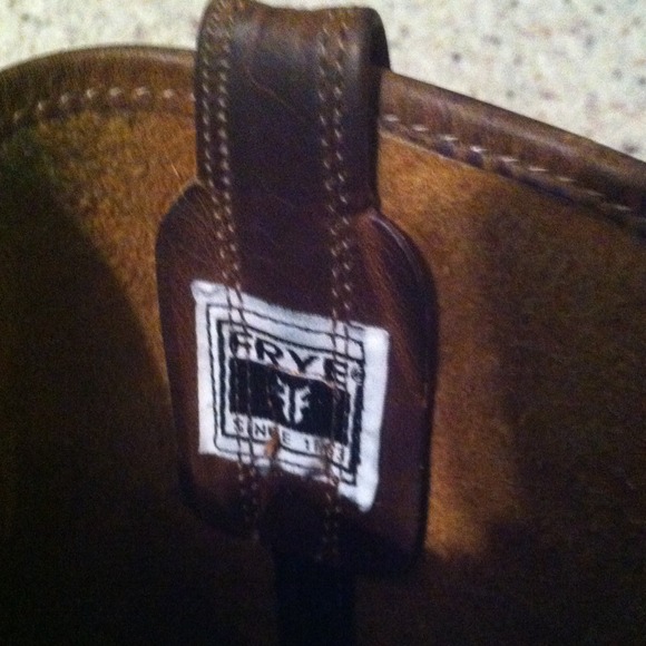 Frye boots, rich brown, size 8.5. - Picture 2 of 4