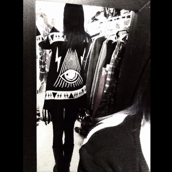 UNIF Psychic Poncho SOLDDDDD!!