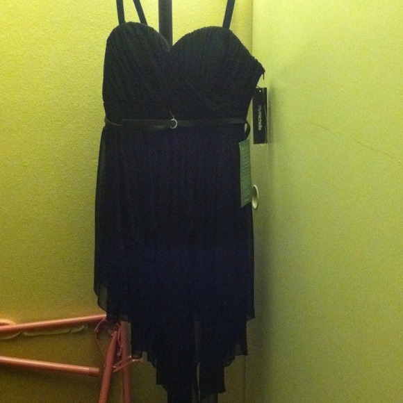 Black sweetheart dress