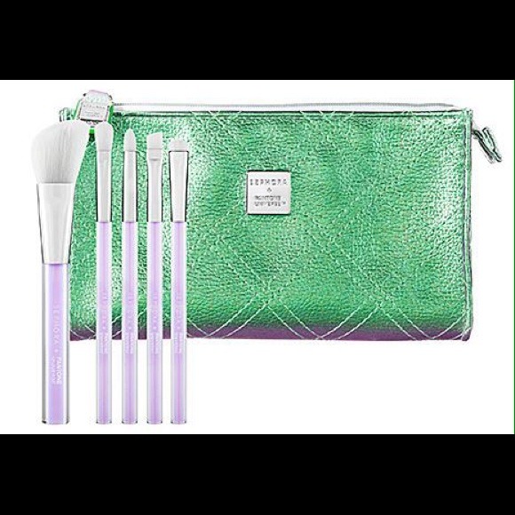 Sephora Accessories - SEPHORA+PANTONE UNIVERSE Horizon Light Brushes