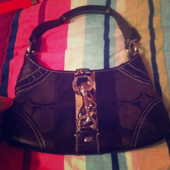 Cute chocolate brown coach purse