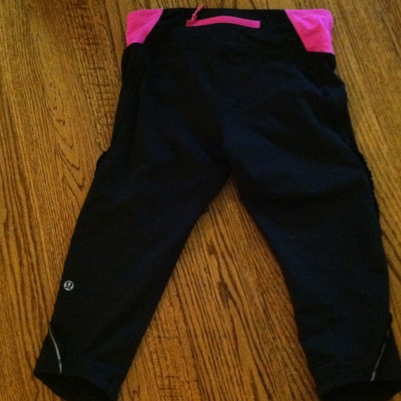 Lululemon crops