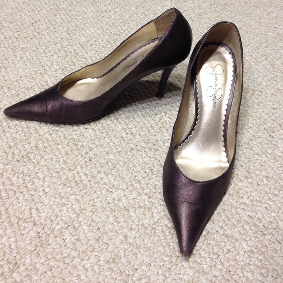 Jessica Simpson brown pumps