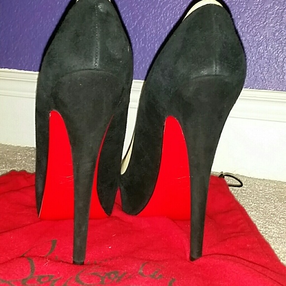 Christian Louboutin Mago Pumps Size EU 37.5 - Picture 2 of 4