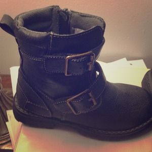 Toddler boys combat boots