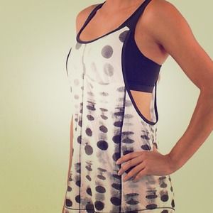 Lululemon run for money top