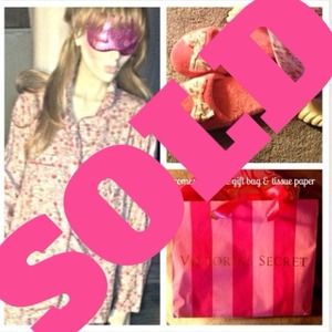 💖SALE💖 Victoria Secret Flannel Pj set & gift bag
