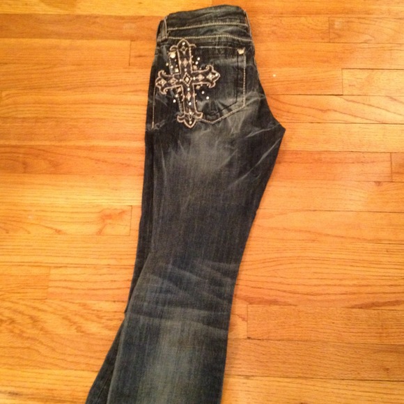 Miss me jeans with cross bling pockets - Picture 2 of 4