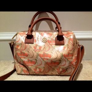 SOLD ⛔⛔Tory Burch Printed Middy Robinson Satchel