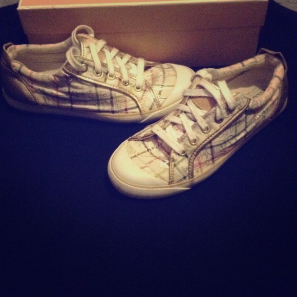 Coach tennis sneakers 40.00