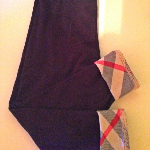 ⛔️sold⛔️Toddler Burberry Leggings