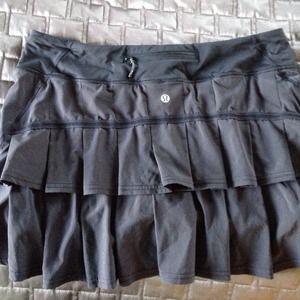 Reserved LuluLemon run skirt
