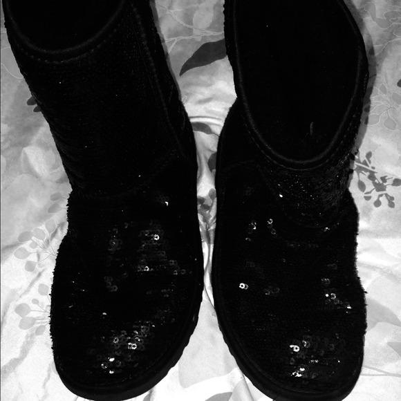Ugg sequin black used