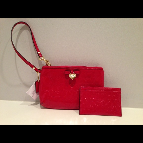 ❌SOLD❌Coach wristlet and credit card holder BUNDLE
