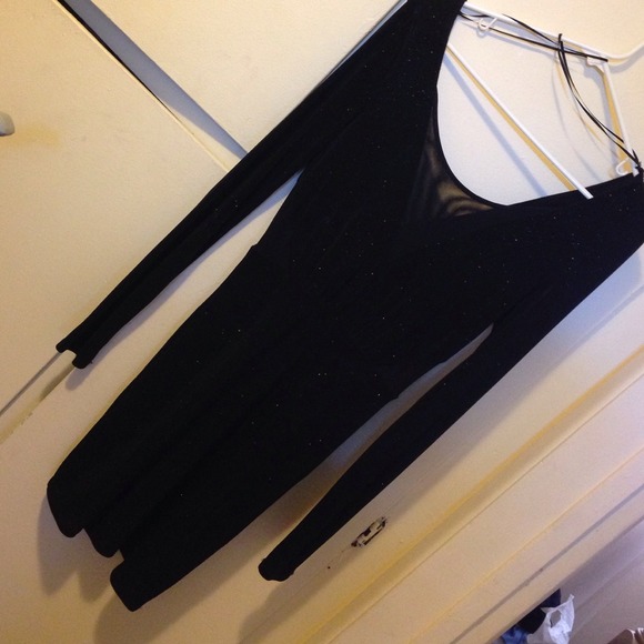 ‼️SOLD‼️GUESS Dress😍👗✨ - Picture 4 of 4