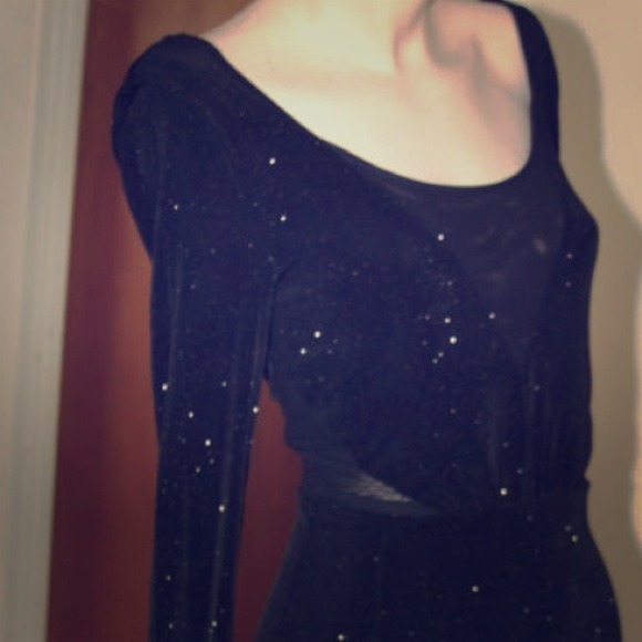 ‼️SOLD‼️GUESS Dress😍👗✨