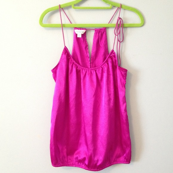 AE fuschia top - Picture 2 of 3