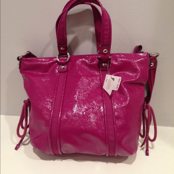 ❌SOLD❌NWT Coach Daisy tote - Picture 3 of 3