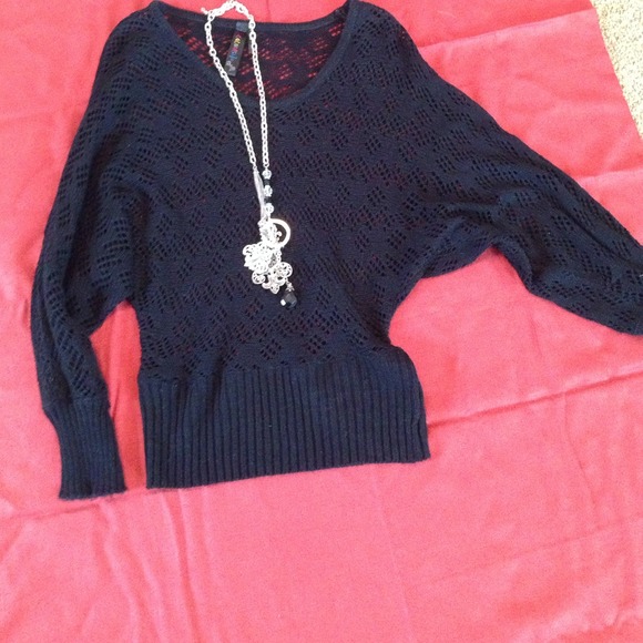 SOLD***Black sweater***SOLD