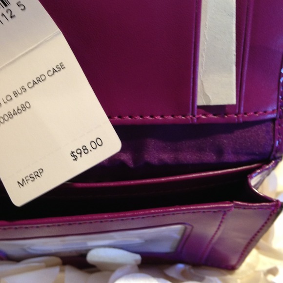 SOLD New COACH Heart Signature Card Case w BOX - Picture 4 of 4